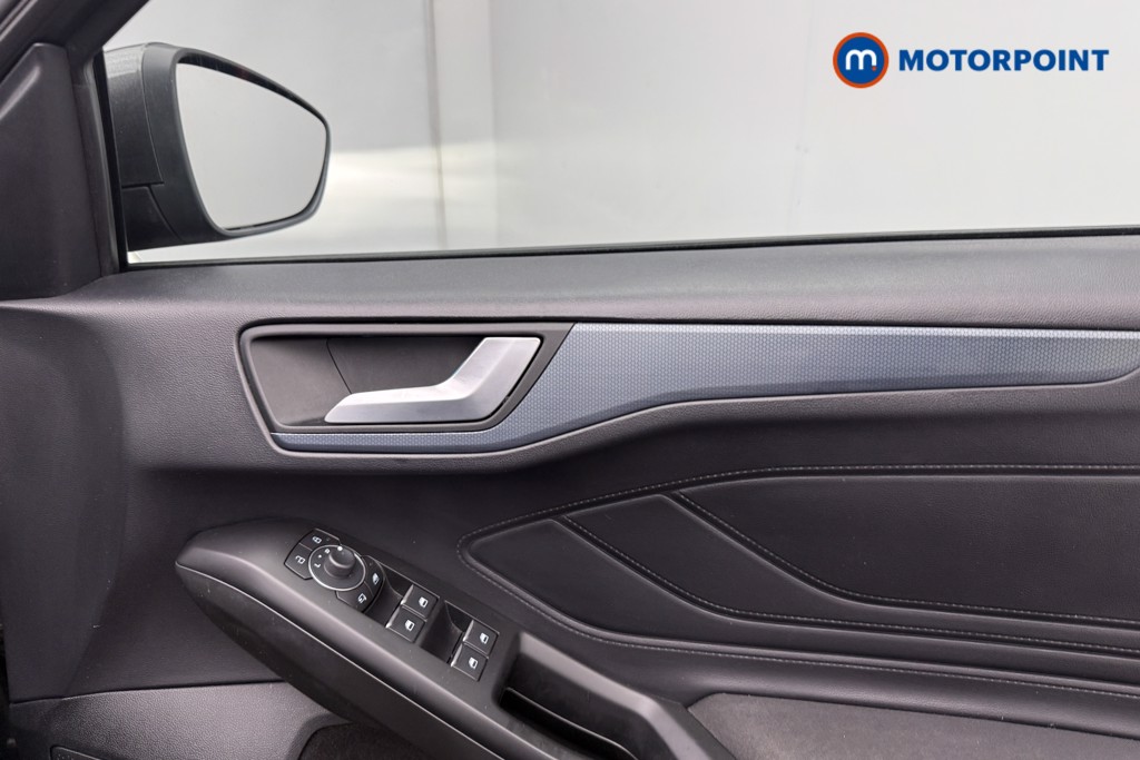 Ford Focus Active X Manual Petrol Estate - Stock Number (1598980) - 17th supplementary image