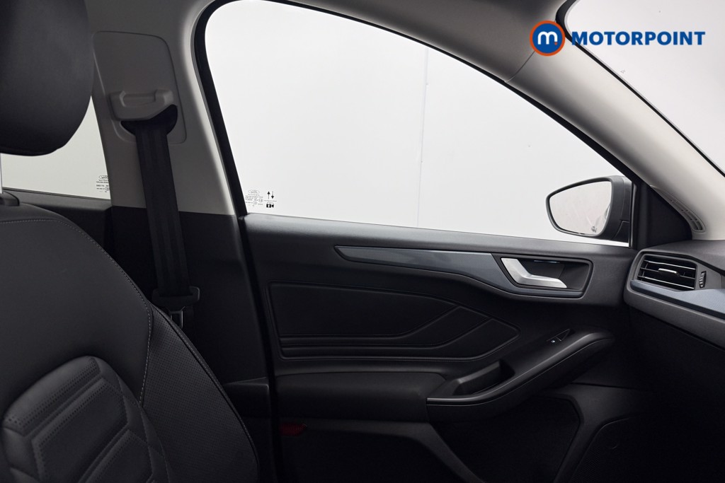 Ford Focus Active X Manual Petrol Estate - Stock Number (1598980) - 38th supplementary image