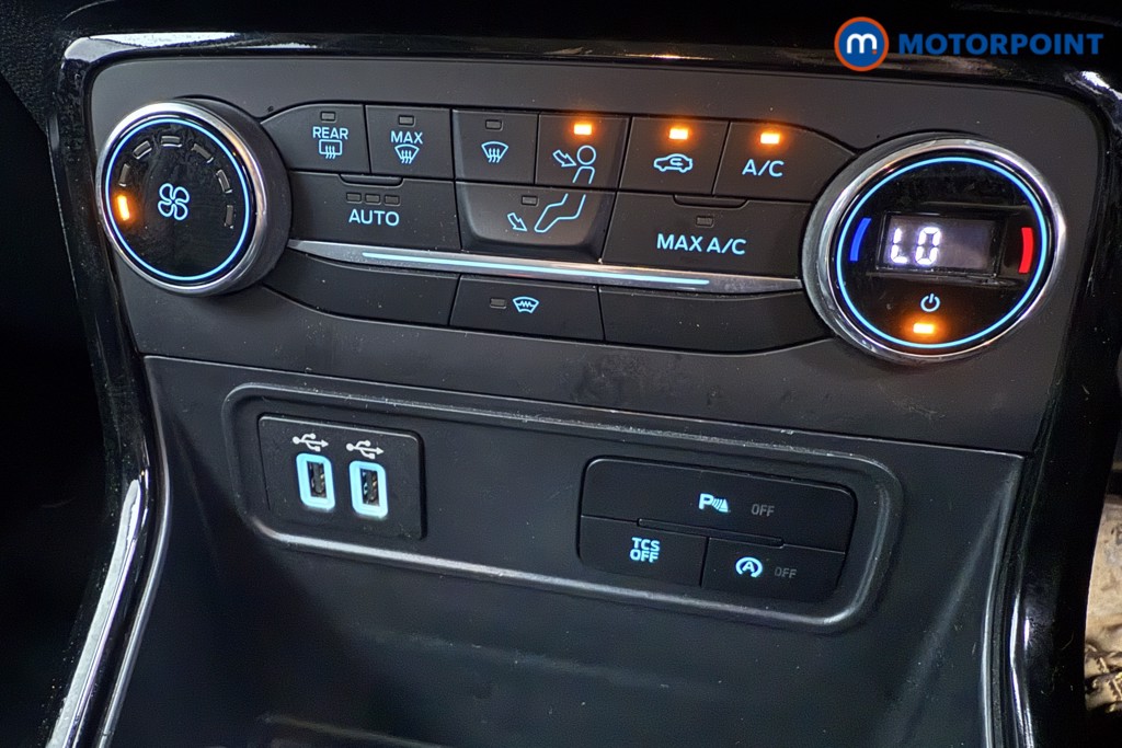 Ford Ecosport Titanium Automatic Petrol SUV - Stock Number (1599220) - 13th supplementary image