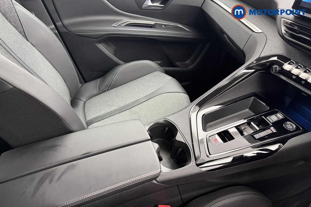 Peugeot 3008 Allure Premium-Plus Automatic Petrol SUV - Stock Number (1599296) - 16th supplementary image