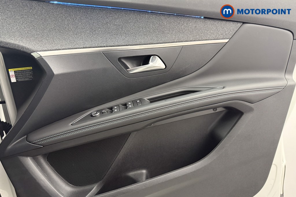 Peugeot 3008 Allure Premium-Plus Automatic Petrol SUV - Stock Number (1599296) - 19th supplementary image