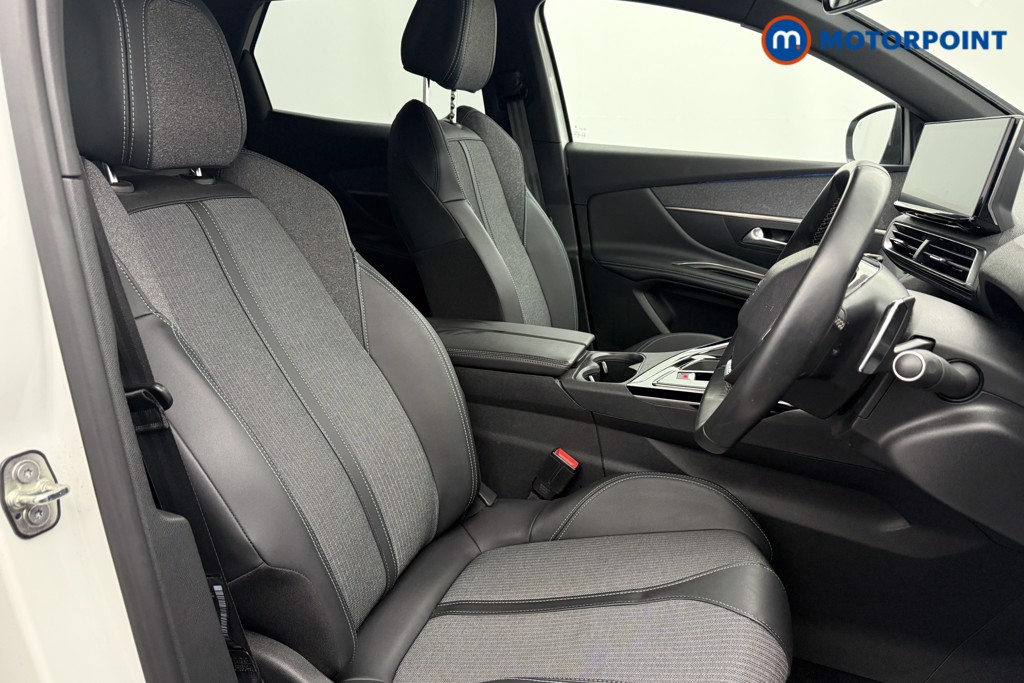 Peugeot 3008 Allure Premium-Plus Automatic Petrol SUV - Stock Number (1599296) - 21st supplementary image