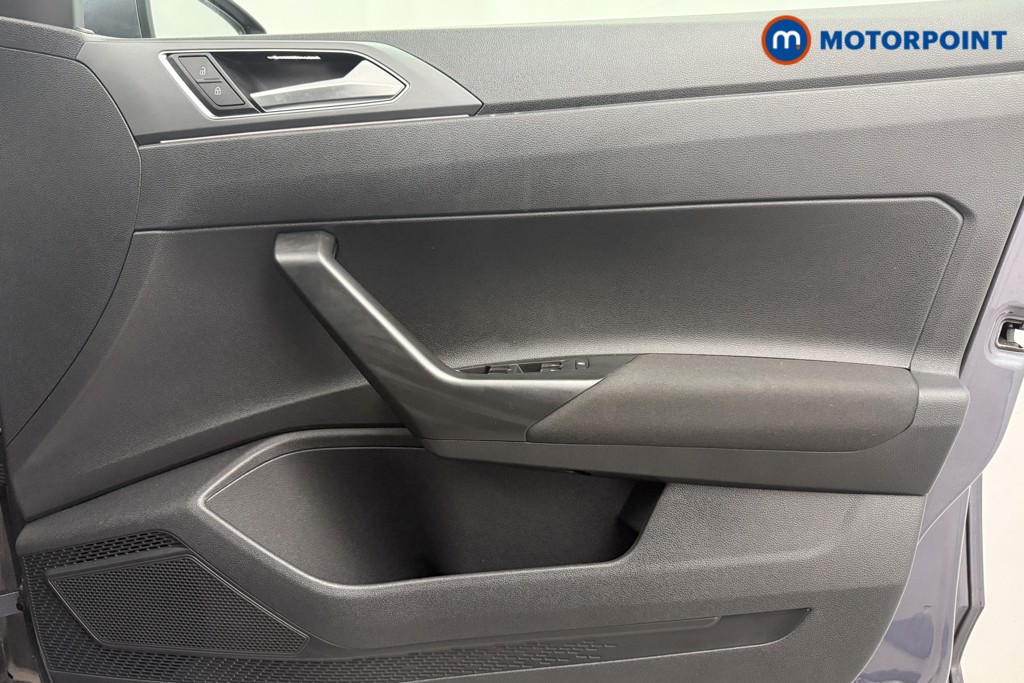 Volkswagen Polo R-Line Automatic Petrol Hatchback - Stock Number (1599329) - 16th supplementary image