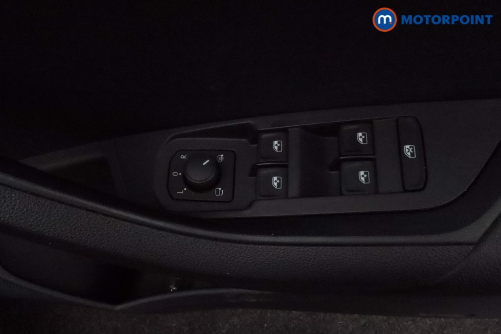 Skoda Karoq Se Drive Manual Petrol SUV - Stock Number (1599342) - 18th supplementary image