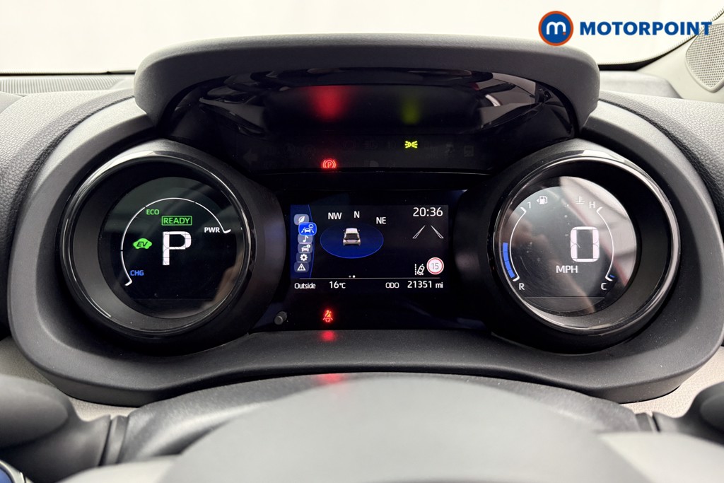 Toyota Yaris Excel Automatic Petrol-Electric Hybrid Hatchback - Stock Number (1599402) - 5th supplementary image