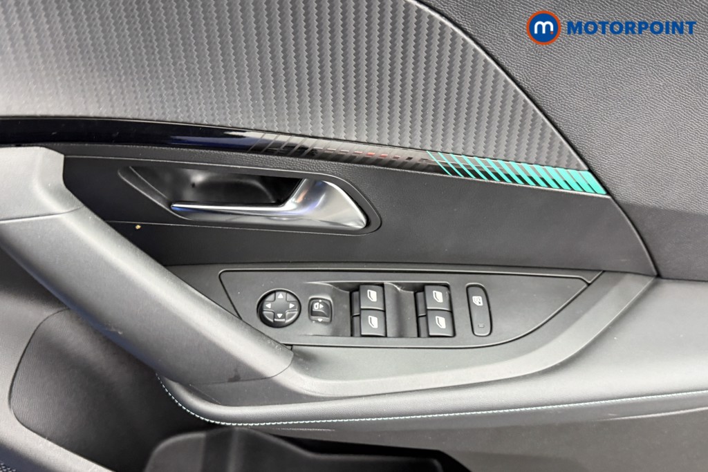 Peugeot 2008 Allure Premium-Plus Manual Petrol SUV - Stock Number (1599558) - 15th supplementary image