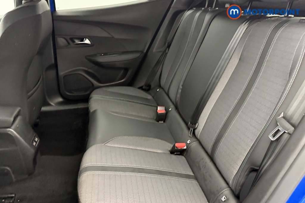 Peugeot 2008 Allure Premium-Plus Manual Petrol SUV - Stock Number (1599558) - 22nd supplementary image