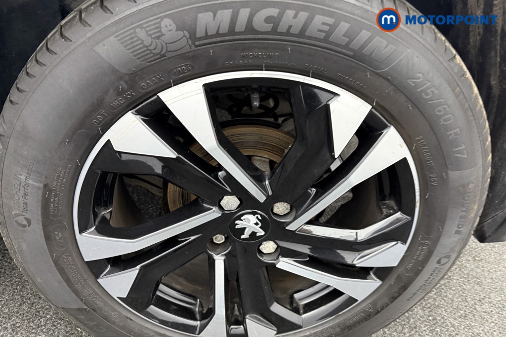 Peugeot 2008 Allure Premium-Plus Manual Petrol SUV - Stock Number (1599558) - 29th supplementary image