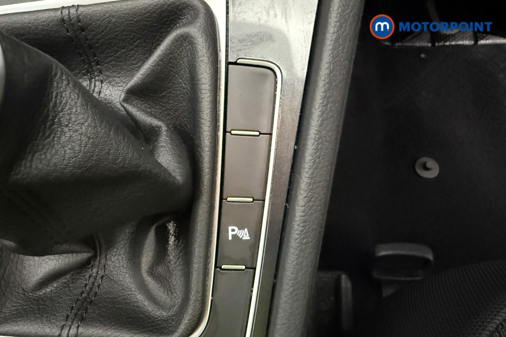 Volkswagen Golf SE Manual Petrol Hatchback - Stock Number (1600196) - 21st supplementary image