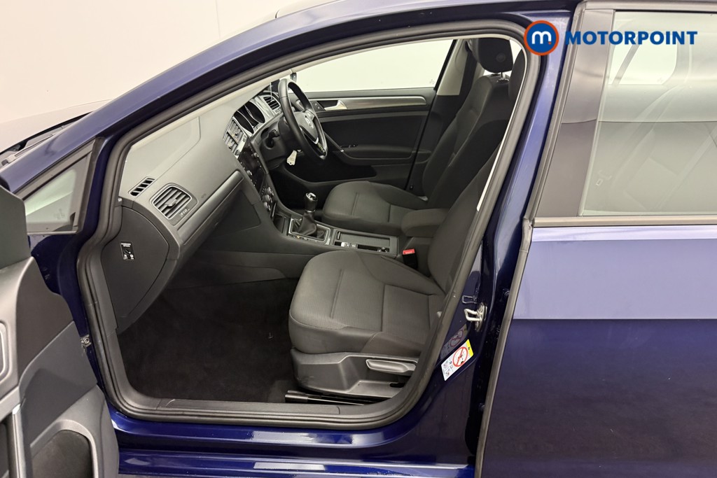 Volkswagen Golf SE Manual Petrol Hatchback - Stock Number (1600196) - 1st supplementary image