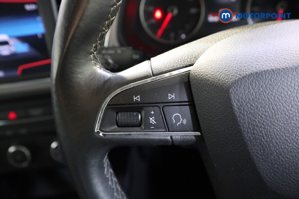 Seat Leon Se Dynamic Manual Petrol Hatchback - Stock Number (1600240) - 3rd supplementary image
