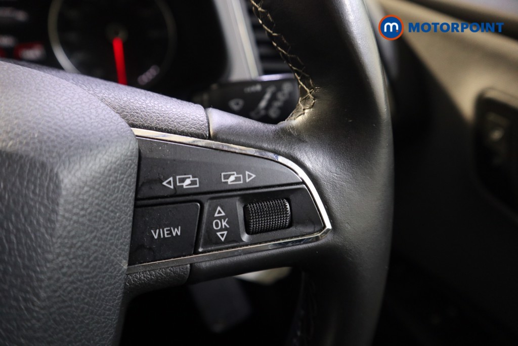 Seat Leon Se Dynamic Manual Petrol Hatchback - Stock Number (1600240) - 4th supplementary image