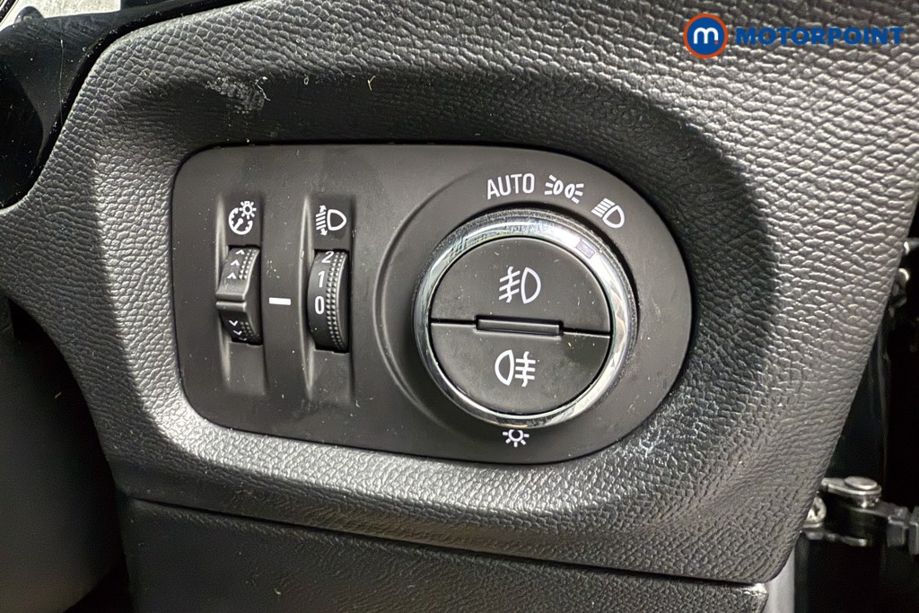 Vauxhall Corsa GS Manual Petrol Hatchback - Stock Number (1600771) - 13th supplementary image