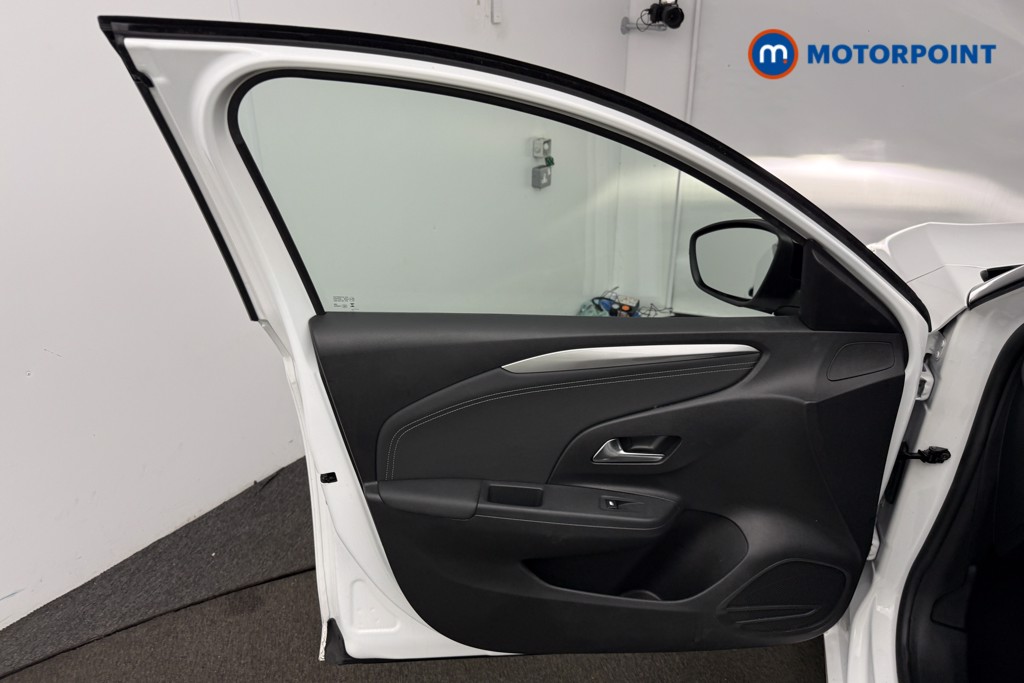 Vauxhall Corsa GS Manual Petrol Hatchback - Stock Number (1600776) - 4th supplementary image