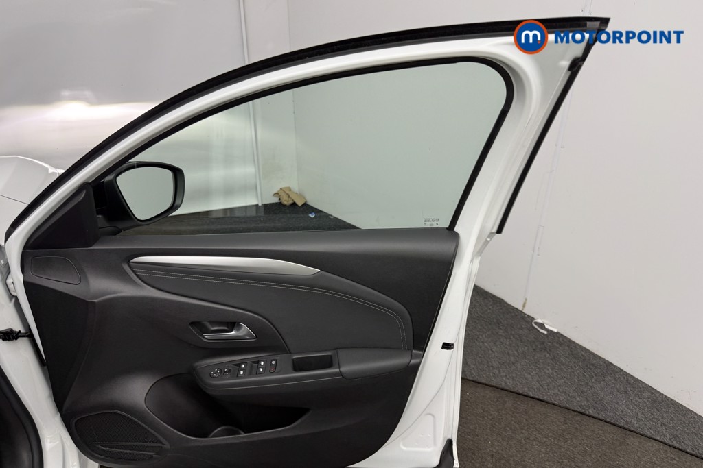 Vauxhall Corsa GS Manual Petrol Hatchback - Stock Number (1600776) - 15th supplementary image