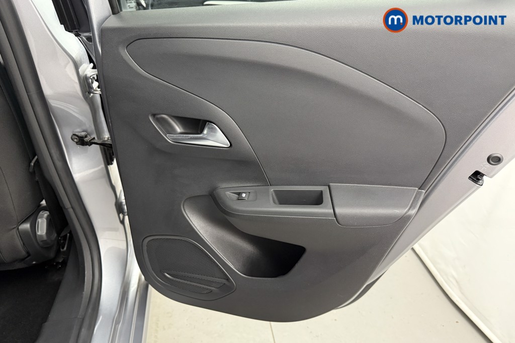 Vauxhall Corsa GS Manual Petrol Hatchback - Stock Number (1600862) - 13th supplementary image