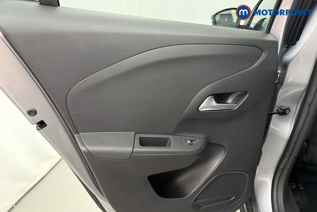 Vauxhall Corsa GS Manual Petrol Hatchback - Stock Number (1600862) - 18th supplementary image