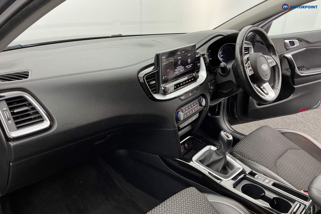 KIA Xceed 3 Manual Petrol Hatchback - Stock Number (1601181) - 9th supplementary image