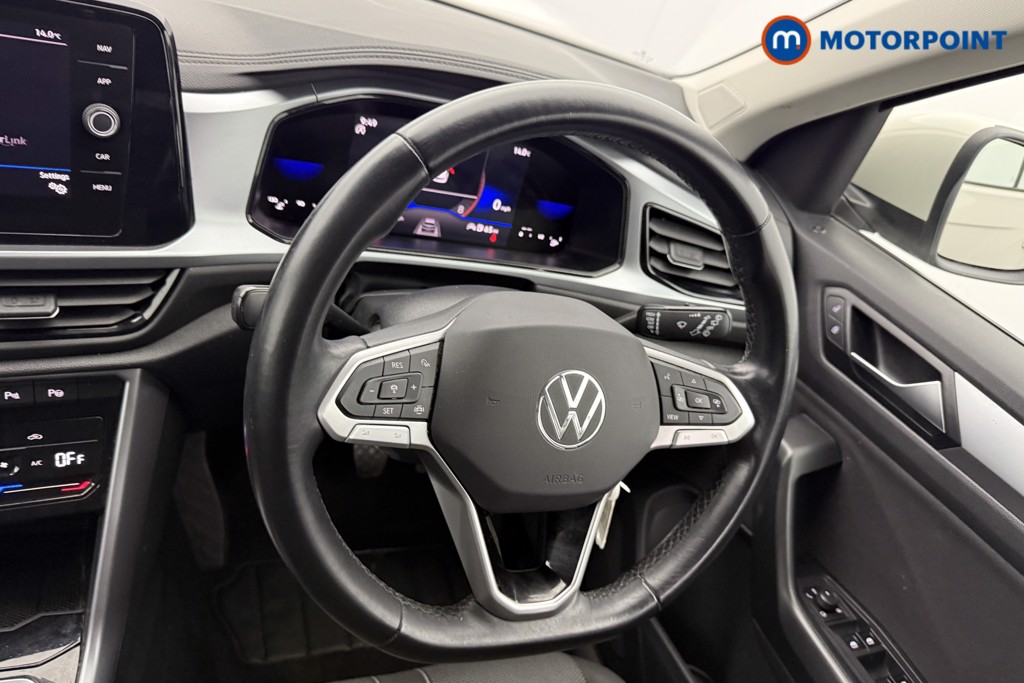 Volkswagen T-Roc Life Manual Petrol SUV - Stock Number (1601375) - 3rd supplementary image