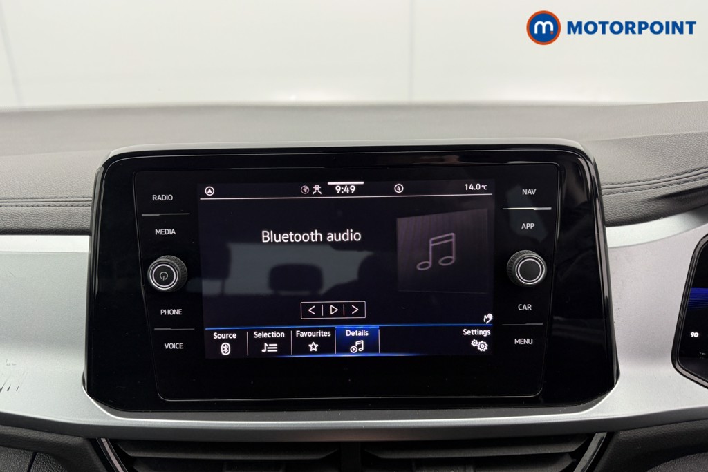 Volkswagen T-Roc Life Manual Petrol SUV - Stock Number (1601375) - 7th supplementary image