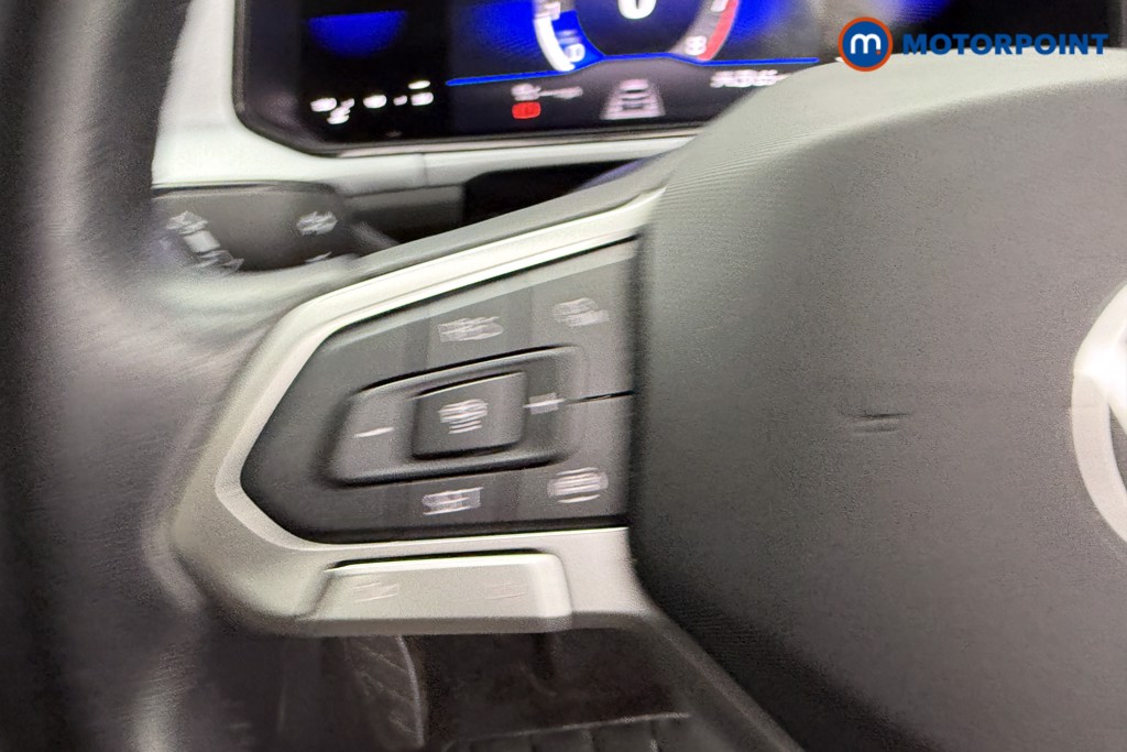 Volkswagen T-Roc Life Manual Petrol SUV - Stock Number (1601375) - 14th supplementary image