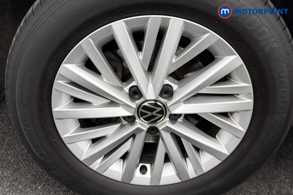 Volkswagen T-Roc Life Manual Petrol SUV - Stock Number (1601375) - 30th supplementary image