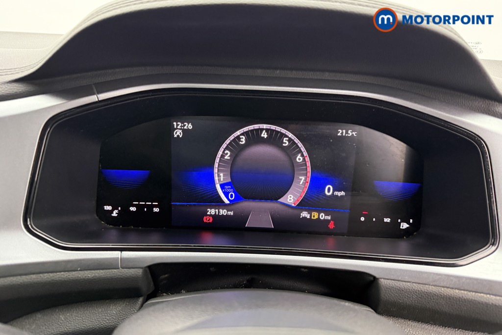 Volkswagen T-Roc Life Manual Petrol SUV - Stock Number (1601377) - 5th supplementary image