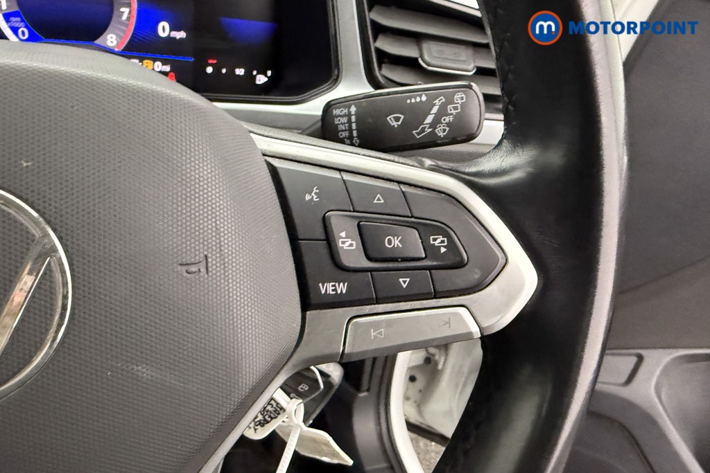 Volkswagen T-Roc Life Manual Petrol SUV - Stock Number (1601377) - 15th supplementary image