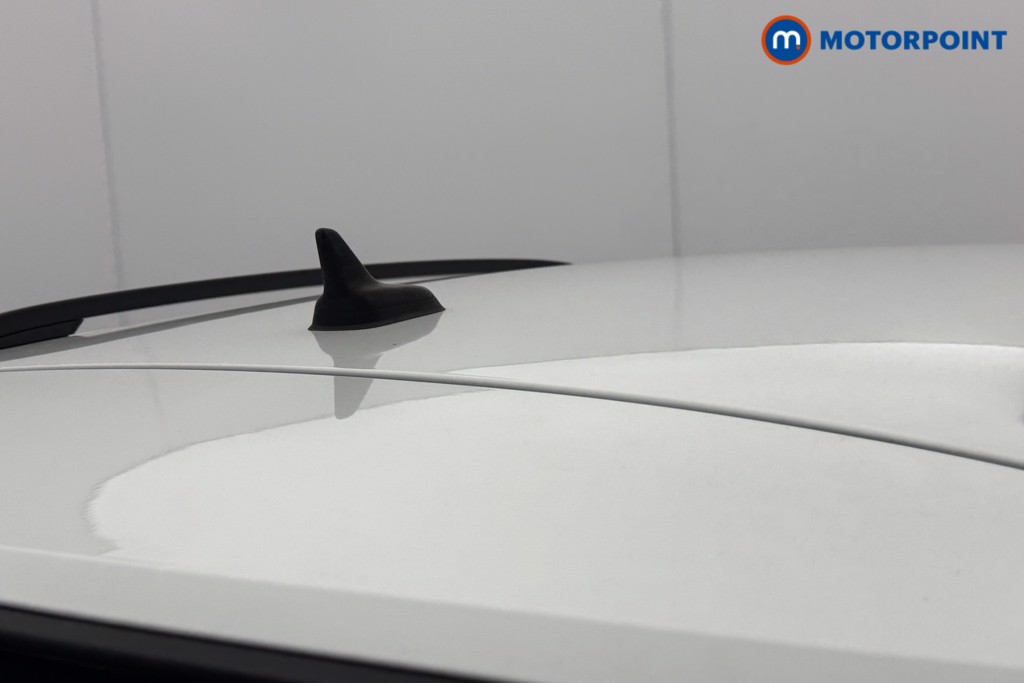 Volkswagen T-Roc Life Manual Petrol SUV - Stock Number (1601377) - 21st supplementary image