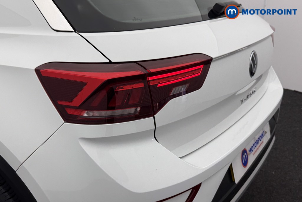 Volkswagen T-Roc Life Manual Petrol SUV - Stock Number (1601377) - 27th supplementary image