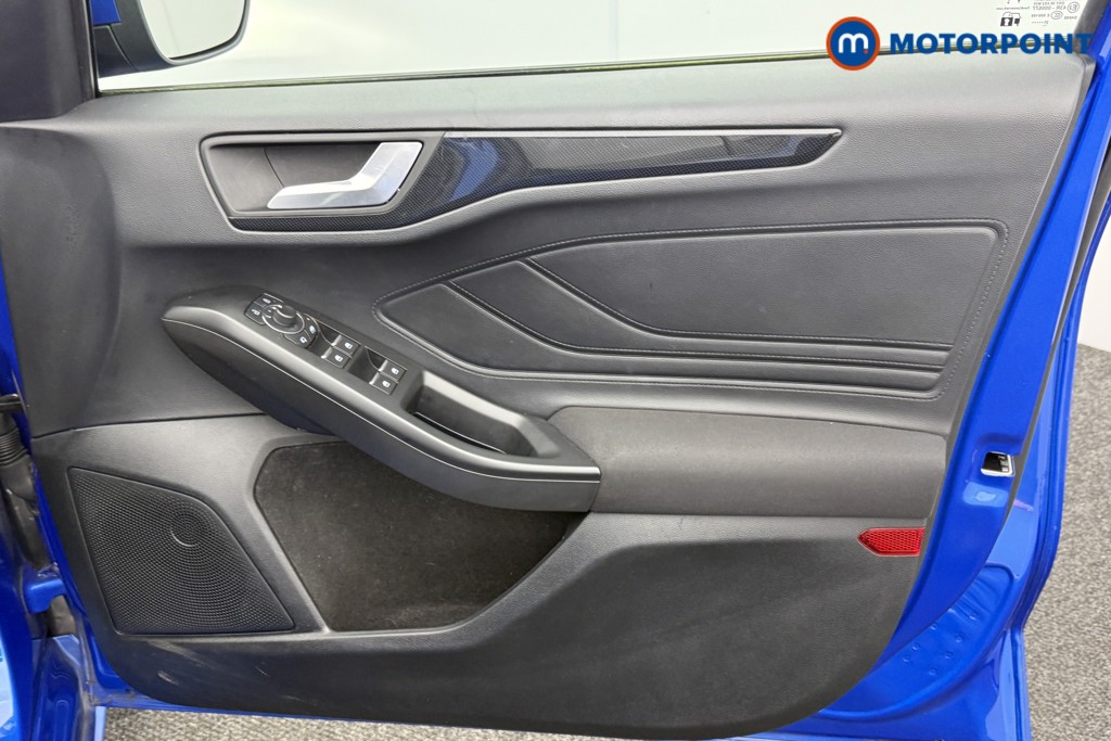 Ford Focus St-Line Edition Manual Petrol Hatchback - Stock Number (1601384) - 17th supplementary image