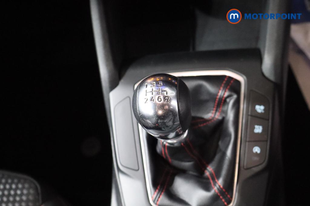Ford Focus St-Line Manual Petrol Hatchback - Stock Number (1601385) - 13th supplementary image