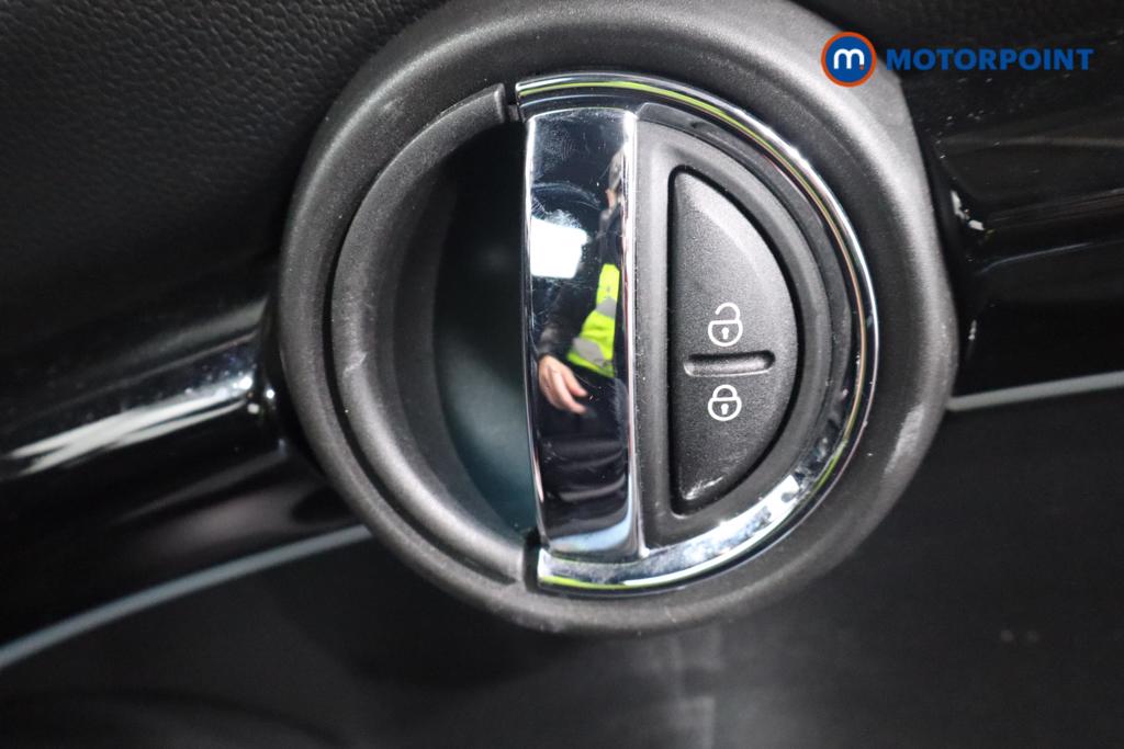 Mini Hatchback Cooper S Level 2 Automatic Electric Hatchback - Stock Number (1601484) - 14th supplementary image