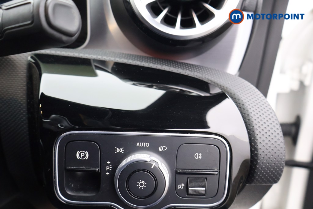 Mercedes-Benz CLA Amg Line Automatic Petrol Coupe - Stock Number (1601562) - 7th supplementary image