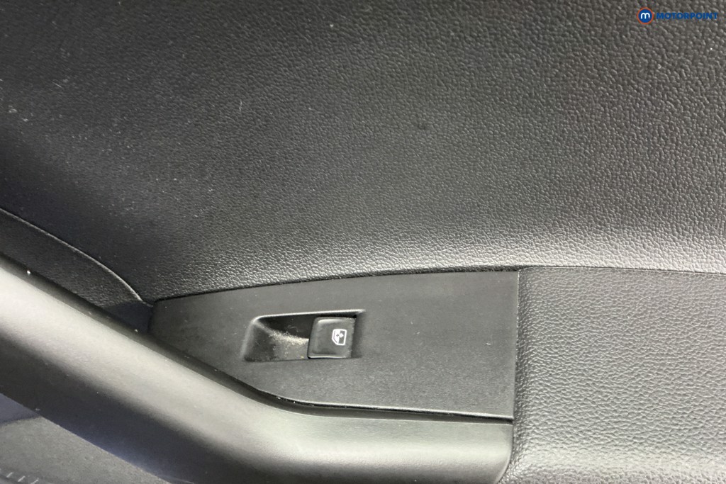 Volkswagen Taigo Life Manual Petrol SUV - Stock Number (1601596) - 28th supplementary image