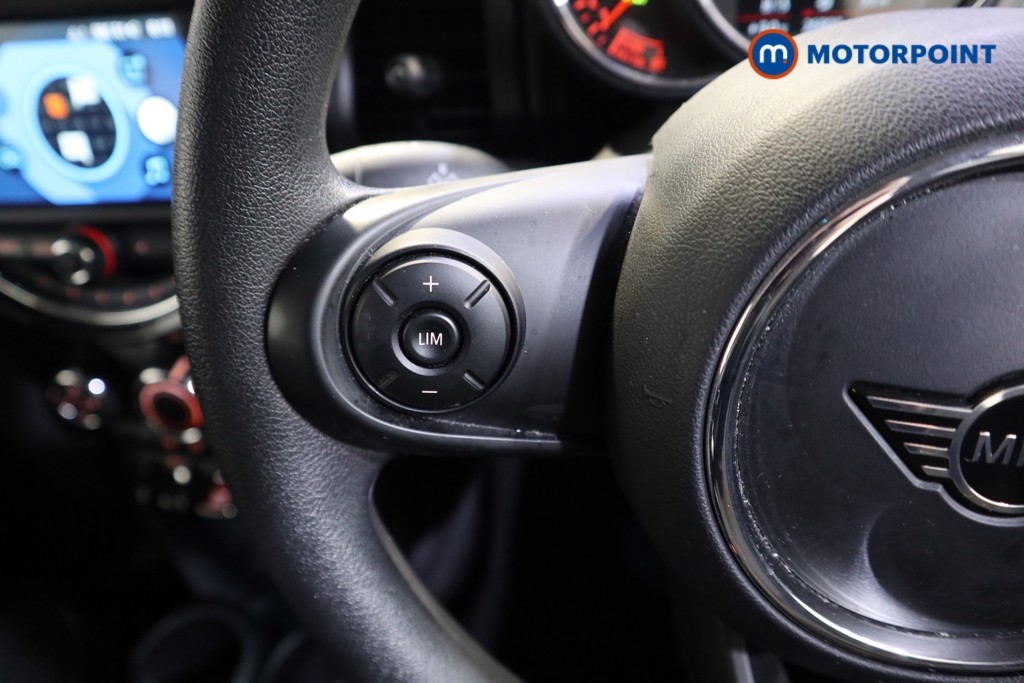 Mini Hatchback One Classic Manual Petrol Hatchback - Stock Number (1601706) - 3rd supplementary image