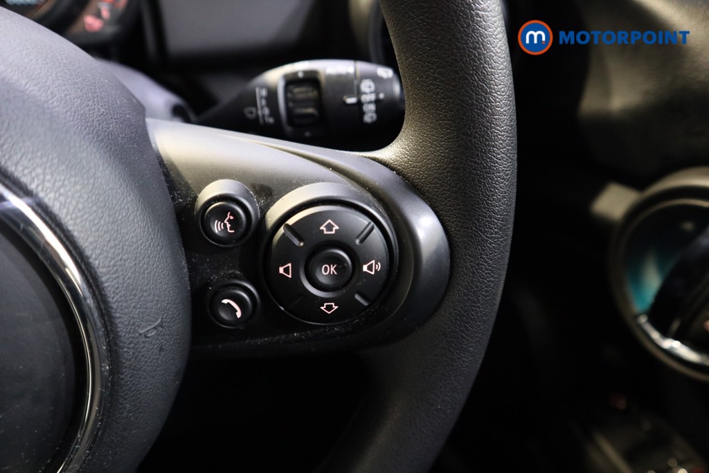 Mini Hatchback One Classic Manual Petrol Hatchback - Stock Number (1601706) - 4th supplementary image