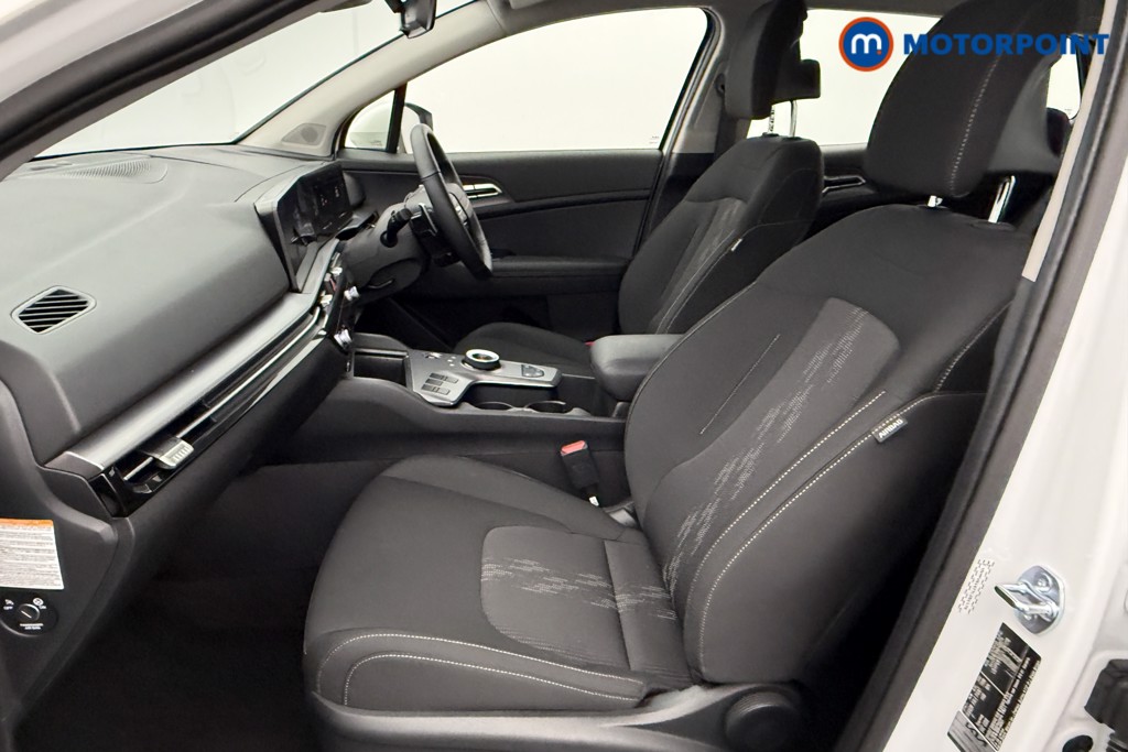 KIA Sportage Pure Automatic Petrol-Electric Hybrid SUV - Stock Number (1602025) - 25th supplementary image