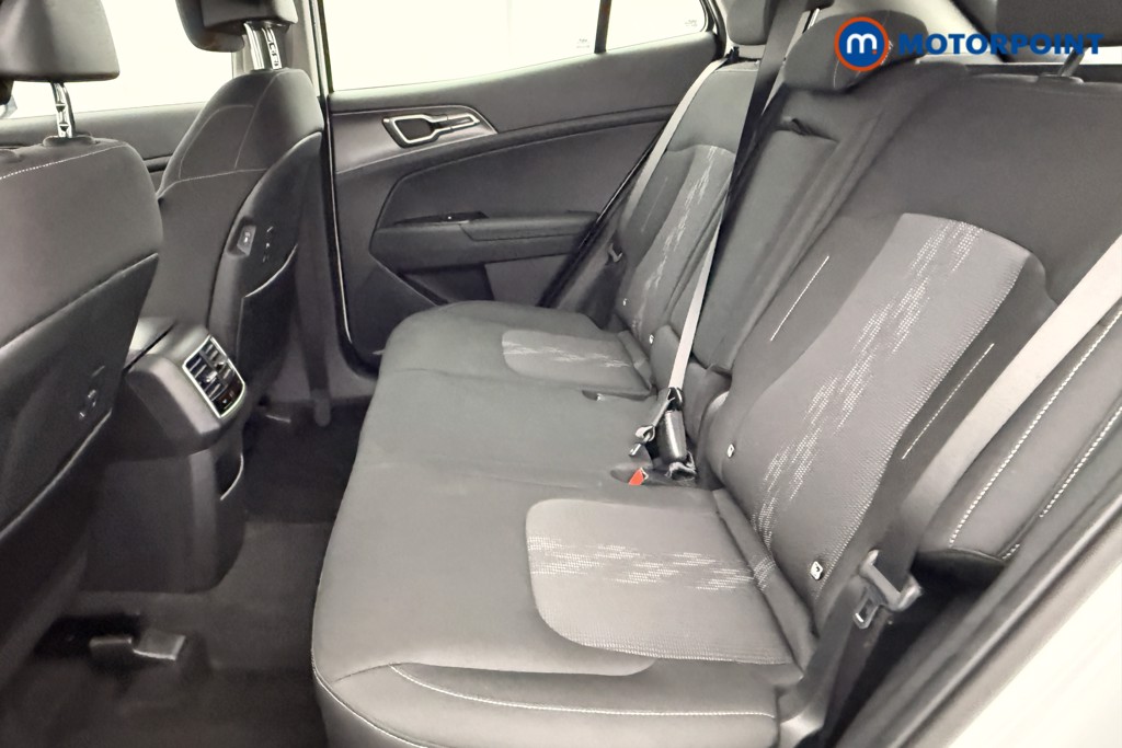 KIA Sportage Pure Automatic Petrol-Electric Hybrid SUV - Stock Number (1602025) - 26th supplementary image