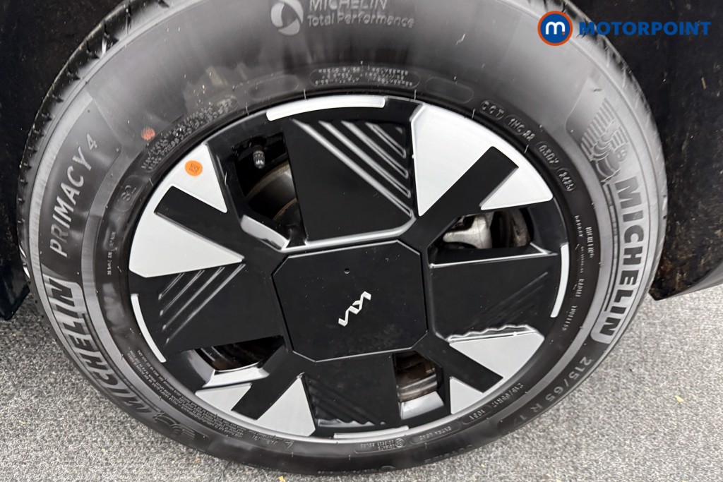 KIA Sportage Pure Automatic Petrol-Electric Hybrid SUV - Stock Number (1602025) - 33rd supplementary image