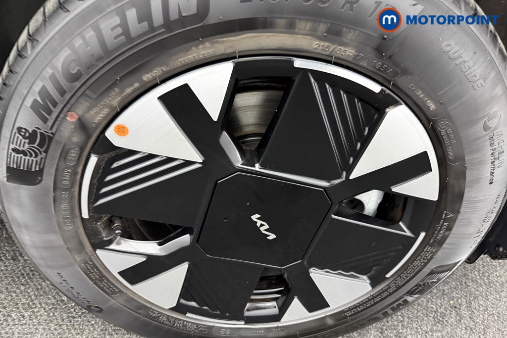 KIA Sportage Pure Automatic Petrol-Electric Hybrid SUV - Stock Number (1602025) - 35th supplementary image