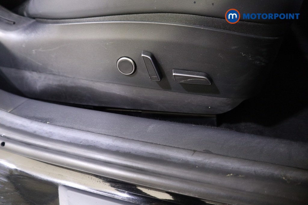 Tesla Model 3 Long Range Automatic Electric Saloon - Stock Number (1602136) - 9th supplementary image