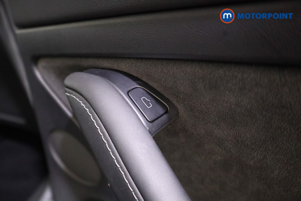 Tesla Model 3 Long Range Automatic Electric Saloon - Stock Number (1602136) - 13th supplementary image