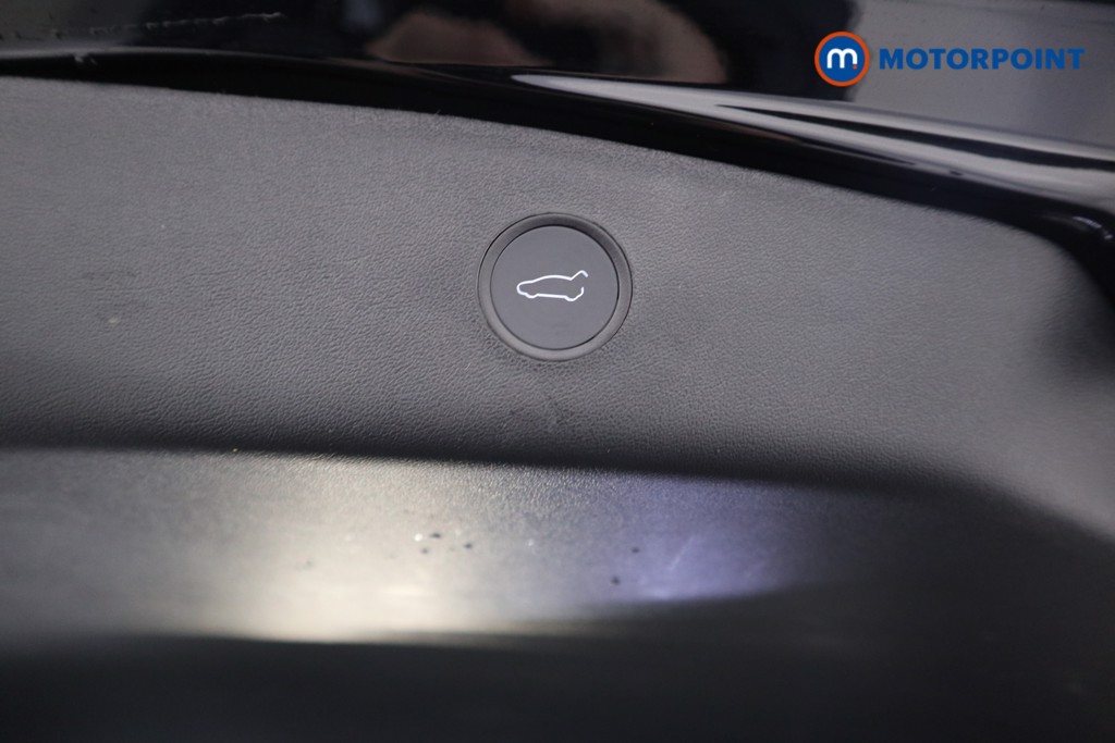 Tesla Model 3 Long Range Automatic Electric Saloon - Stock Number (1602136) - 16th supplementary image