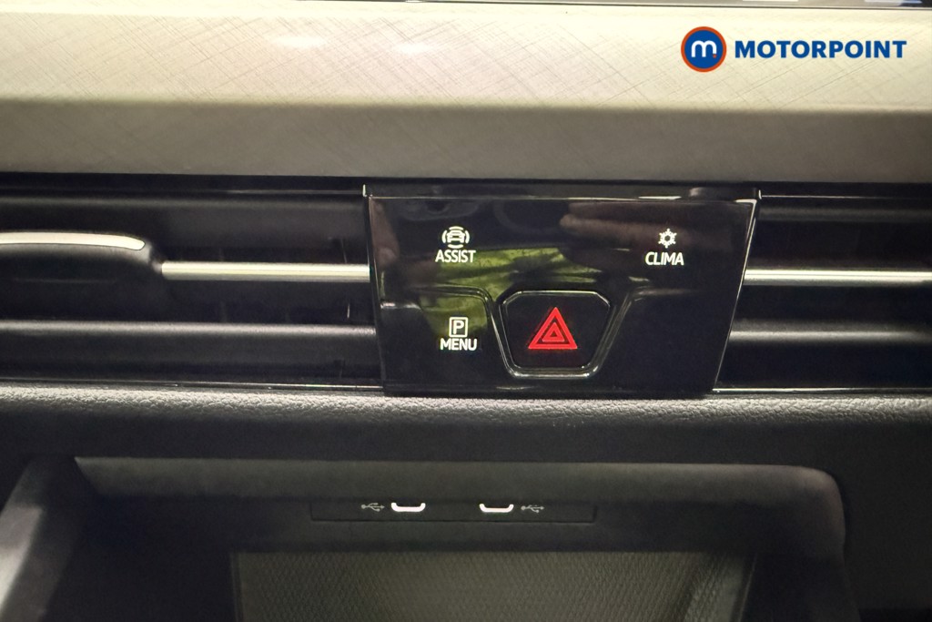 Volkswagen Golf Life Manual Petrol Hatchback - Stock Number (1602281) - 26th supplementary image