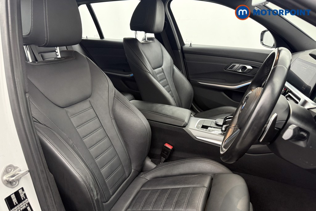 BMW 3 Series M Sport Automatic Petrol Plug-In Hybrid Estate - Stock Number (1602316) - 24th supplementary image