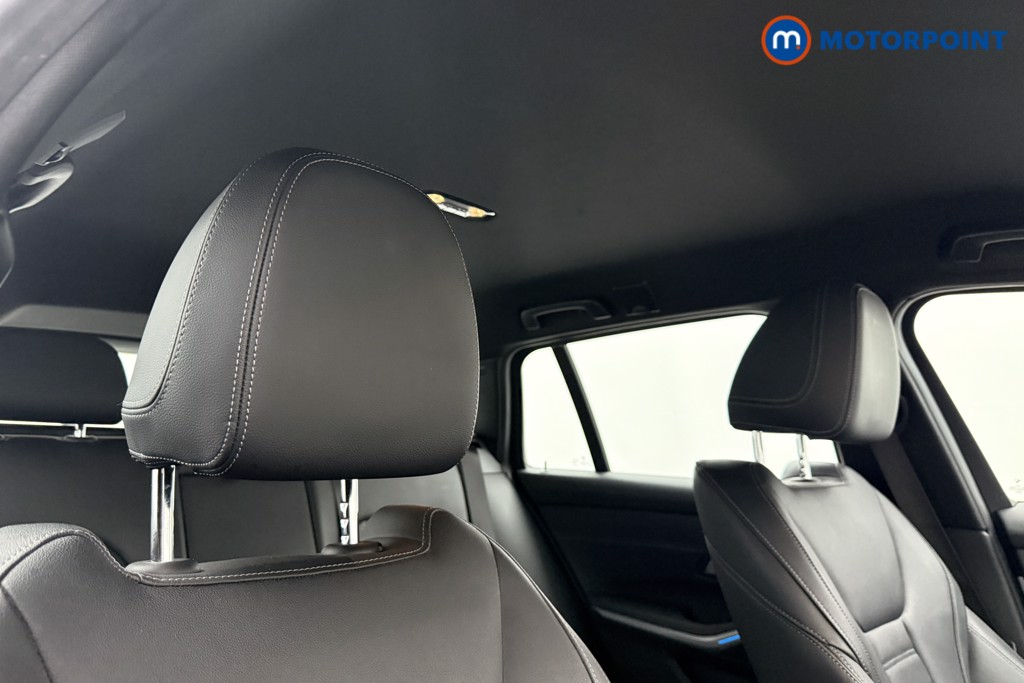 BMW 3 Series M Sport Automatic Petrol Plug-In Hybrid Estate - Stock Number (1602316) - 25th supplementary image