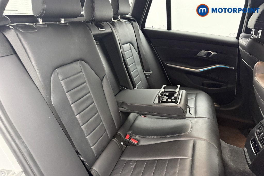 BMW 3 Series M Sport Automatic Petrol Plug-In Hybrid Estate - Stock Number (1602316) - 29th supplementary image