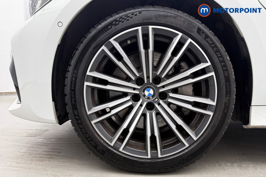 BMW 3 Series M Sport Automatic Petrol Plug-In Hybrid Estate - Stock Number (1602316) - 39th supplementary image