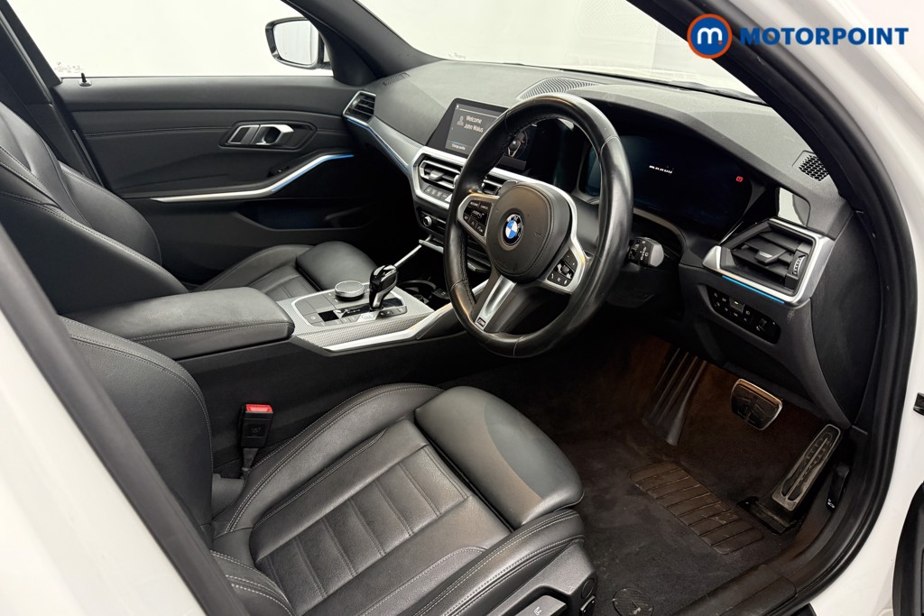 BMW 3 Series M Sport Automatic Petrol Plug-In Hybrid Estate - Stock Number (1602316) - 1st supplementary image